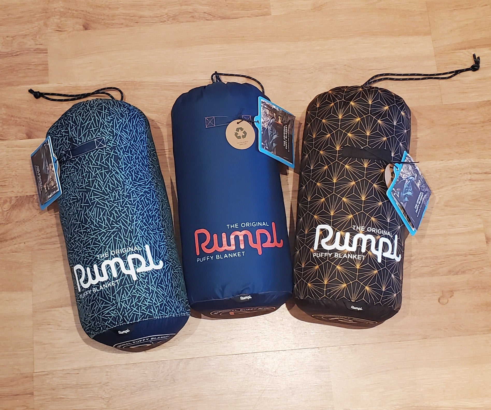 Rumpl Original Puffy Blanket - Warm, Water-Resistant France